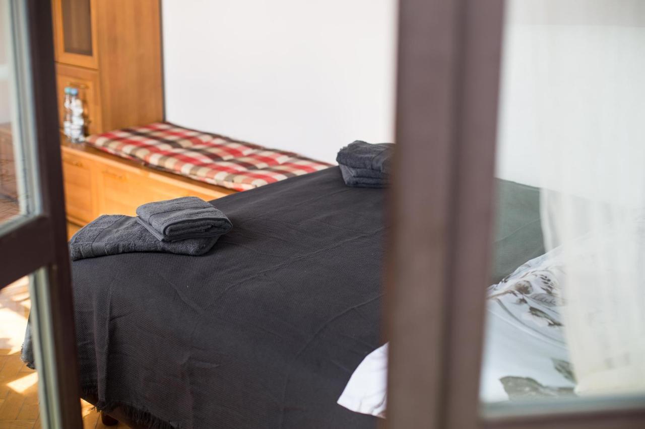 V Hostel Warsaw Luaran gambar