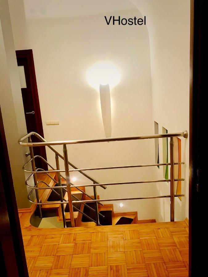 V Hostel Warsaw Luaran gambar