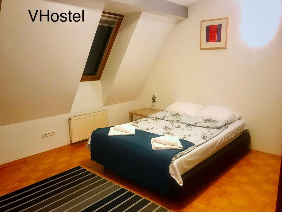 V Hostel Warsaw Luaran gambar