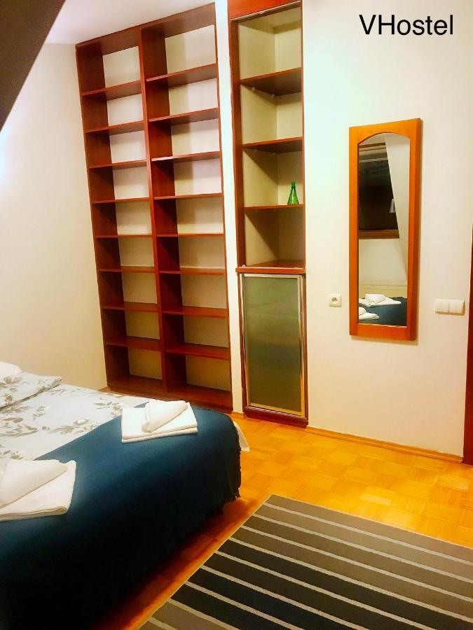V Hostel Warsaw Luaran gambar